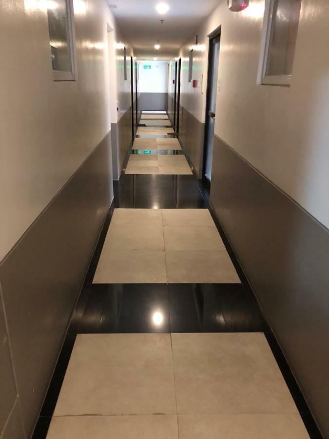 Baguio Central Apartment By Goshenland Baguio City Luaran gambar