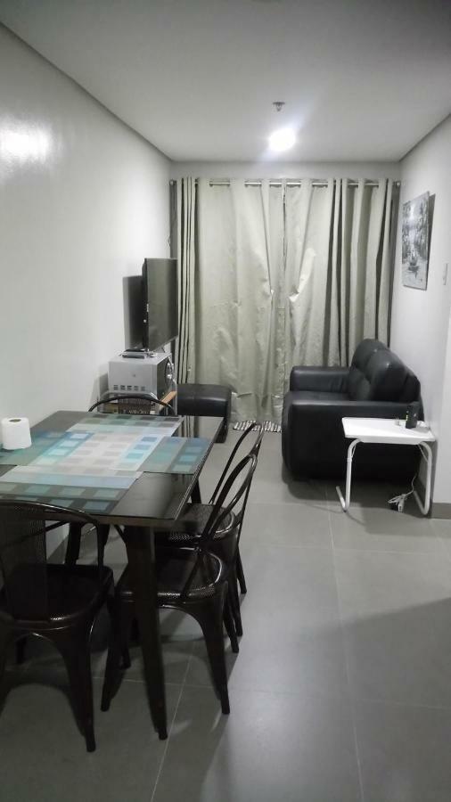 Baguio Central Apartment By Goshenland Baguio City Luaran gambar